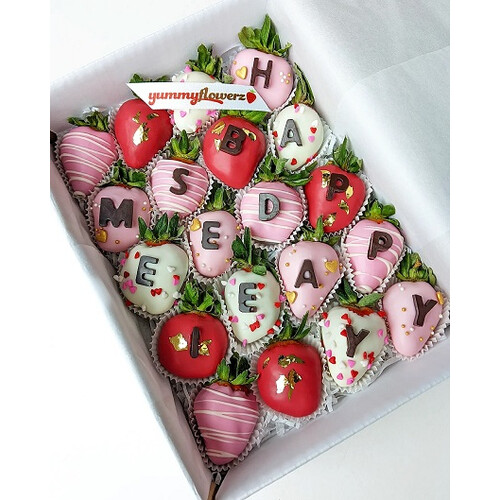 20pcs LOVE 4 Design V.1 Chocolate Strawberries Gift Box (Custom Wording)